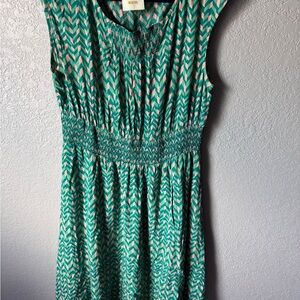 Maeve Anthropologie evaline Green geometric chevron print dress sz M EUC